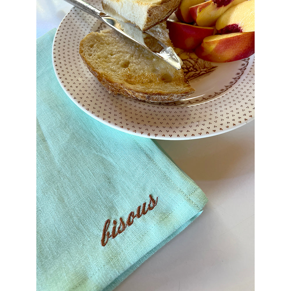 Embroidered Linen Napkins - Set of 4 - Bisous