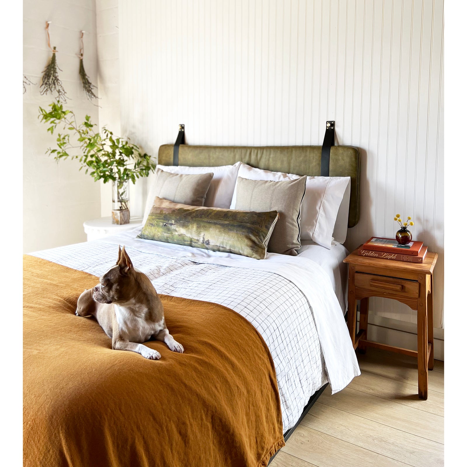 Olive Green Distressed Leather Swatch