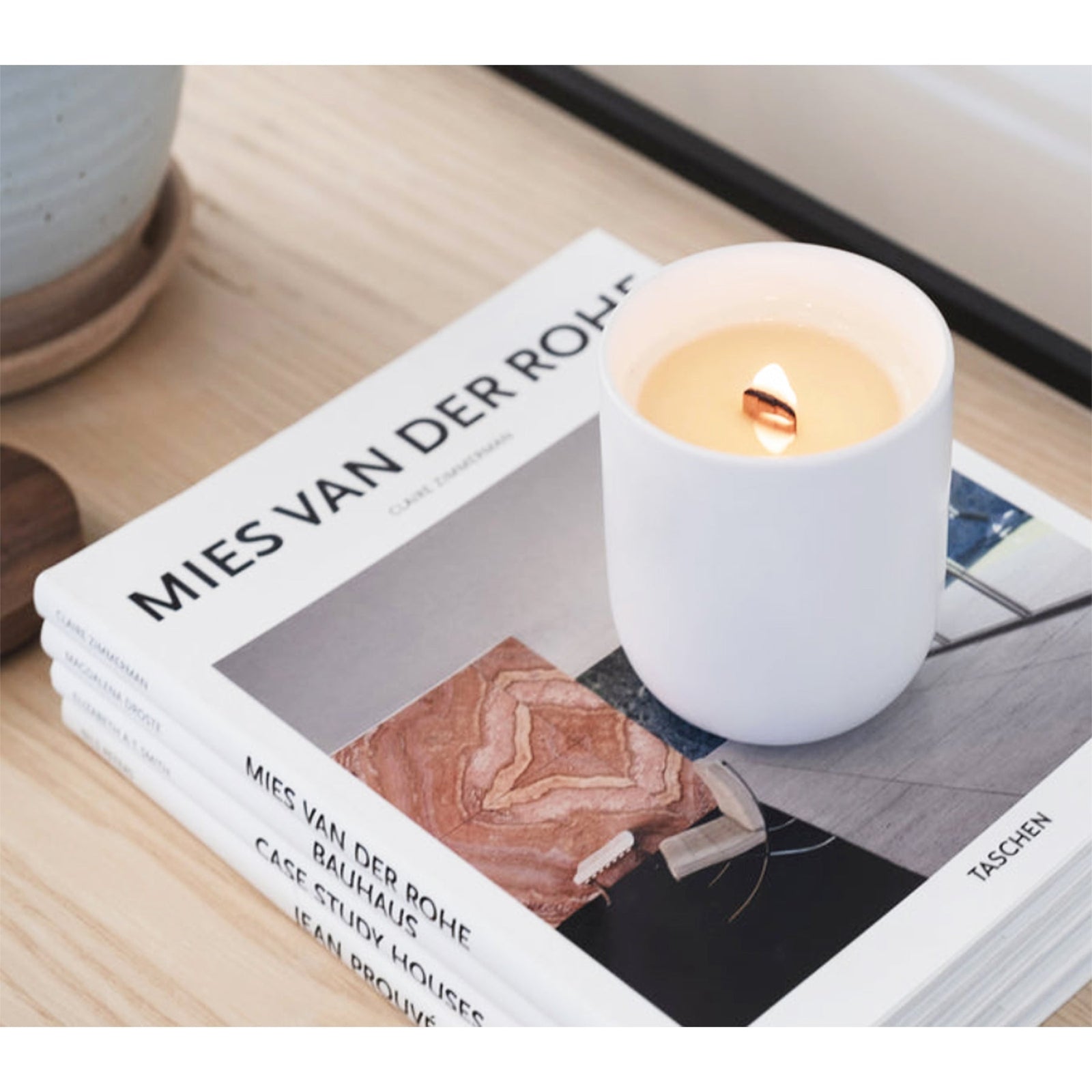 Peonies, Fir, Leather & White Musk - Reveries