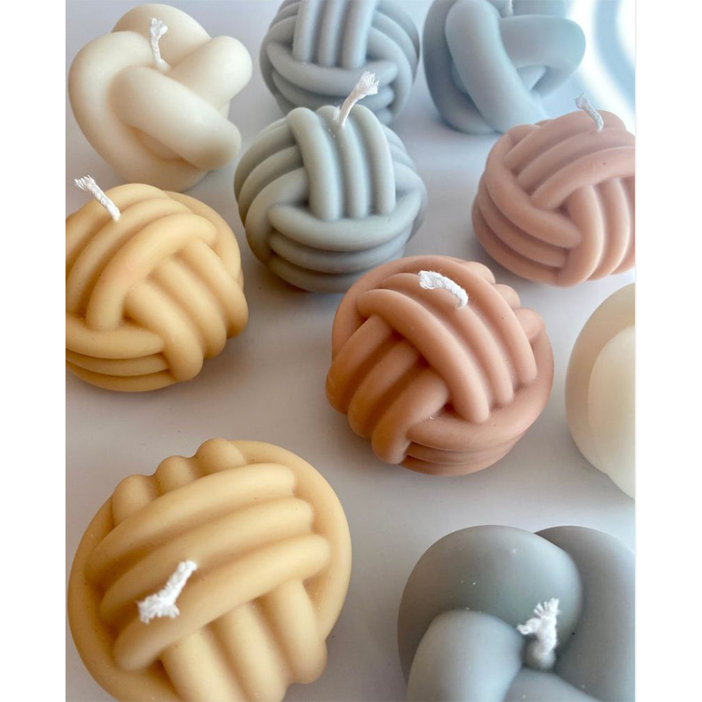 Scandles Monkey Fist Knot Candle, Creme. Honeysuckle