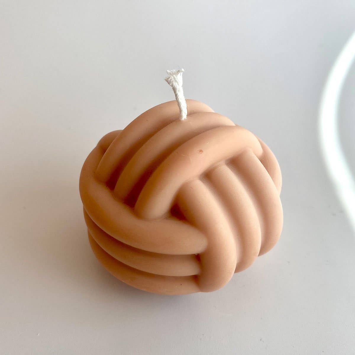 Scandles Monkey Fist Knot Candle, Clay, Honeysuckle